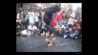 PEOPLE ARE AWESOME Breakdance Edition 2016 FULL HD Part 02ixconverter com