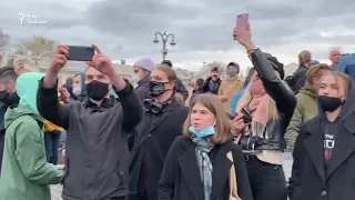 "Свободу!". В Москве вышли в поддержку Навального