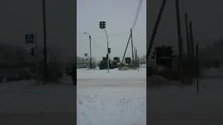 Пятый натиск зимы в Караганде - на перекрёстке улиц Лиговская и Бабушкина в ноябре 2021