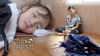 While Watching Brooke Sleep, all Seo Jin Can do is Wait in Silence [Little Forest Ep 11]