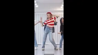 Jiho FANCAM FOCUS CAM 오마이걸(OH MY GIRL) - Dun Dun Dance (Practice ver.)