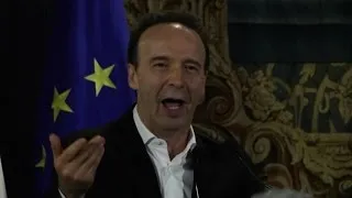 Benigni show al Quirinale: sono portavoce del PCI, Partito cinema
