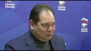 Личный прием граждан провел глава региона Ростислав Гольдштейн