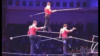 Circus. Rope-walkers. Super. Цирк. Супер канатоходцы.