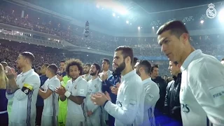 Real Madrid celebrate Club World Cup win on the pitch! ZIDANE, CRISTIANO RONALDO, RAMOS...