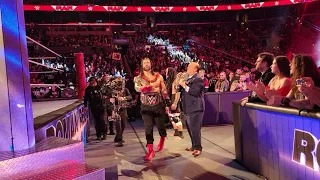 Roman Reigns Monday Night Raw Entrance #wwe #wrestling #mondaynightraw #romanreigns #headofthetable