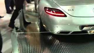 sls   amg   Athens auto exhibition 12/2010