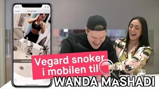 Vegard Harm snoker i mobilen til Wanda Mashadi