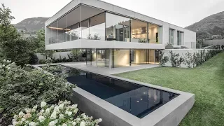 Luxury modern concrete house in Trento [ Timelapse ]