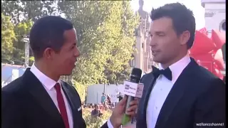 Tom Welling on the Red Carpet for Parkland (Part 2)