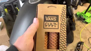 2021 Honda Rebel 500 ABS SE VANS X Cult Grips - Tips & Install