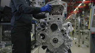 Mercedes-Benz V8 engine production