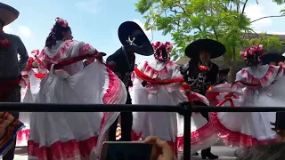 Guadalajara rompe recors guines en folklor Mexicano