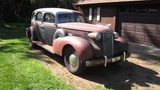 1937 Cadillac Fleetwood 5 Passenger Sedan