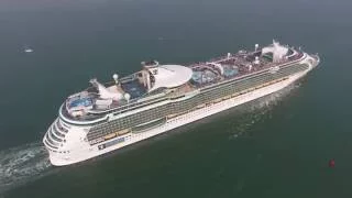 DJI Phantom 4 | Long Range Cruise Chase | Independence of the Seas | Stunning 4K Footage (2016)