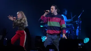 Angèle & Roméo Elvis - Tout Oublier (Live à Bruxelles - Brol Tour, Ancienne Belgique) HD