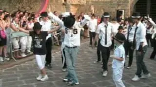 napoli- flash mob Michael Jackson 13 giugno 2010.mpg