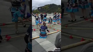 Filipino dance called tinikling