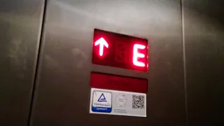 Tepper Aufzug in einem Ärztehaus in Velbert