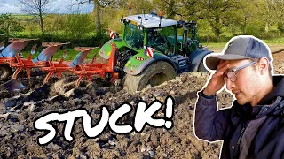 Tractor vs Sinkhole! | Fendt 724!