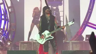 Motley Crue - Wild Side - St. Louis, MO - 07/05/22 Busch Stadium