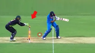 10 Funniest Fielding In Cricket Ever 😂