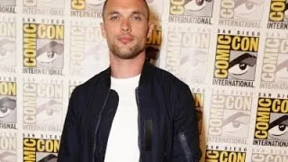 Skrein Is Enjoying the Ladies Company