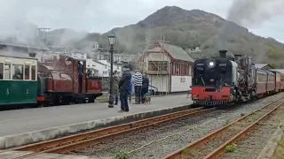 Ffestiniog fun: Busy 90 minutes at Porthmadog station at Easter