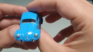 Miniatura fusca Hot Wheels Volkswagen Classic Bug 2021 Forza