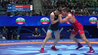 1/8 GR - 60 kg: I. ANGELOV (BUL) v. S. WALIHAN (CHN)