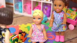 Barbie & Ken Family - First Day of Preschool Story with Baby Gracie