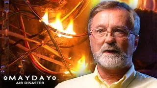 An On Board Emergency! | Fire On Board | Mayday: Air Disaster
