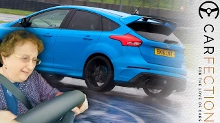 Ford Focus RS: So Easy To Drift Your Mum Can Do It? - Carfection