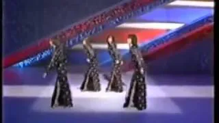 The Nolans - Making Waves - Sexy Music