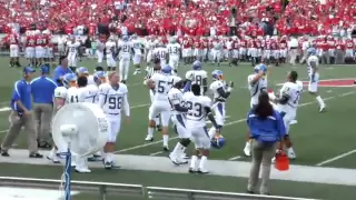 San Jose State football team does the Jump Around with University of Wisconsin