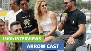 Arrow Cast Gush Over Stephen Amell, Tease Batwoman Crossover