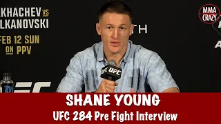 Shane Young reflects on past fight with Alexander Volkanovski & predicts UFC 284 main event