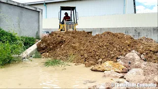 Best Operator Skills Processing Small Project Land Filling KOMATSU Bulldozer D21P Leveling Stone