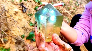 So lucky! The process of mining a perfect blue diamond.