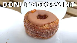 Eating a Cronut for the First Time at Dominique Ansel