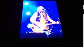 Tom Petty Free Falling 09 06 2014