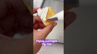 Piping meringue 蛋白霜 #馬林糖