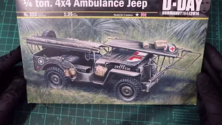 Unboxing 1/35 14ton 4x4 Ambulance Jeep - Italeri 326