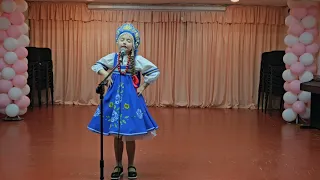 Мирослава Горобцова, 9 лет. Русская народная песня "Субботея" ("Барыня")