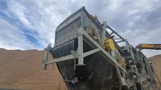 Lippmann 4800 Impact Crusher