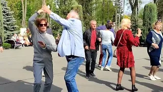 БЕЛАЯ ЧЕРЁМУХА! АПРЕЛЬ 2024 ТАНЦЫ ХАРЬКОВ #music #retrodancing