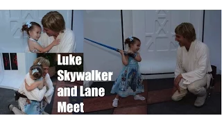 Luke Skywalker and Lane meet at Disney's Star Wars Weekends (Ferdalump)