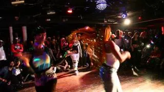 DAVINA VS STARR BATTLE OF THE BUNDLES @VN 4/14/2014