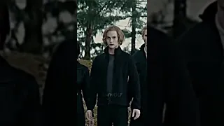 Klaus Mikaelson vs Twilight?