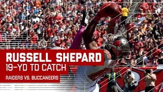 Bucs Forced Fumble Sets Up Russell Shepard's Leaping TD Grab! | Raiders vs. Buccaneers | NFL